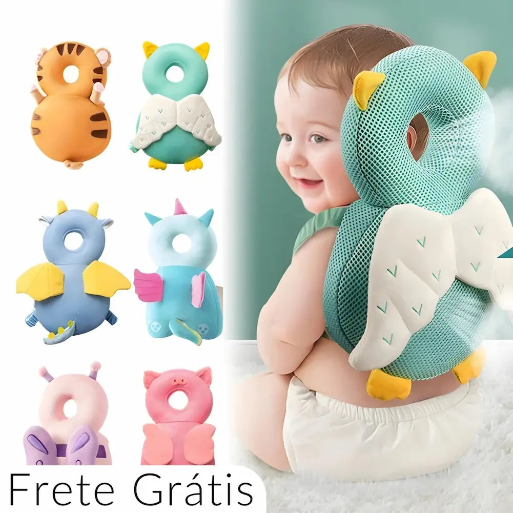 A imagem mostra várias almofadas de proteção para bebês em diferentes formatos e cores, como tigre, coruja, dragão, unicórnio, caracol e porco. Um bebê usa uma almofada em forma de coruja verde com asas brancas, demonstrando como a almofada é utilizada. As almofadas são coloridas e têm um buraco central para proteção da cabeça. O texto "Frete Grátis" está presente na parte inferior da imagem.