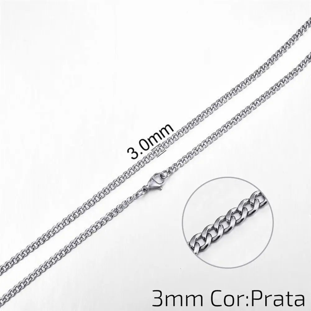 3mm Cor: Prata - Uma corrente prateada de 3mm com elos lisos e fecho de garra. A imagem mostra a textura e o design dos elos.