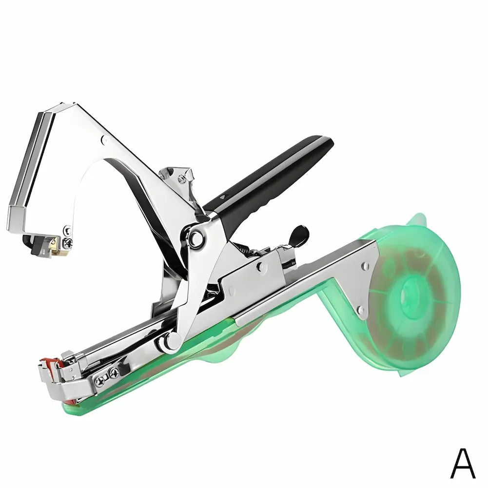  A imagem mostra uma ferramenta de amarrar plantas, com um corpo de metal prateado e plástico verde, e um cabo preto. A ferramenta está posicionada lateralmente e o canto inferior direito exibe a letra "A".