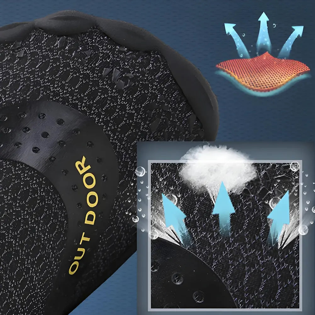 A imagem mostra um tênis preto com detalhes em amarelo, projetado para uso externo. Possui uma textura que repele a água e permite ventilação. A imagem destaca a superfície resistente à umidade, com setas azuis indicando a passagem de ar e a liberação de calor, mantendo os pés secos e confortáveis.