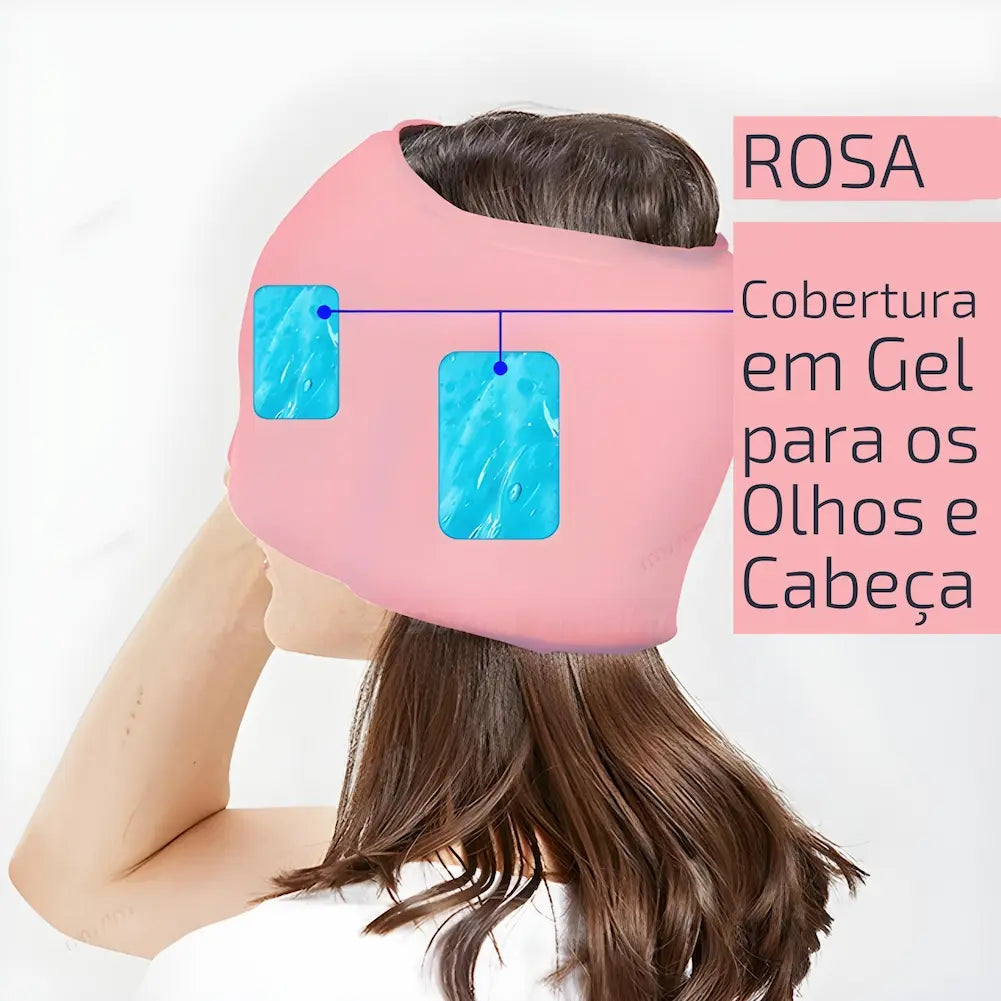  A imagem mostra uma mulher usando uma touca de gel rosa que cobre completamente a cabeça e os olhos. A descrição na imagem indica que a touca possui cobertura em gel especificamente para os olhos e a cabeça. A cor rosa é destacada e a descrição também menciona que a cobertura é feita de gel azul de alta qualidade, proporcionando alívio e conforto. A touca parece projetada para ajudar no tratamento de dores de cabeça, enxaquecas e tensão ocular.